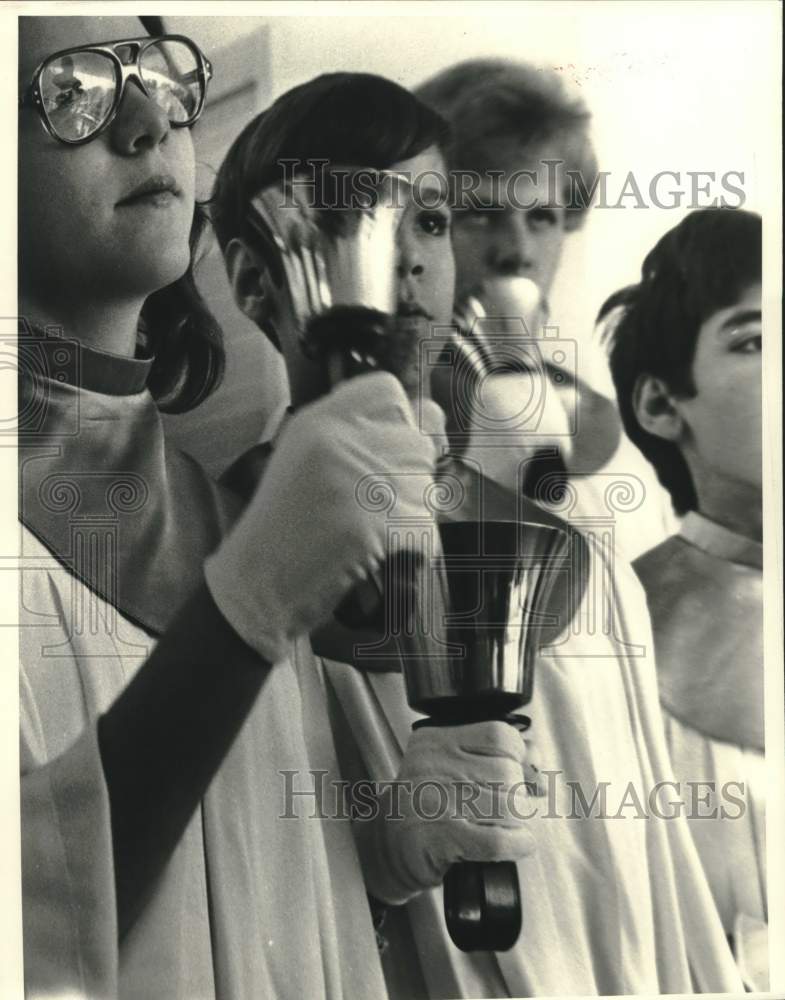 1978 Press Photo Saint Michael&#39;s Special School&#39;s bell ringers. - noc28827