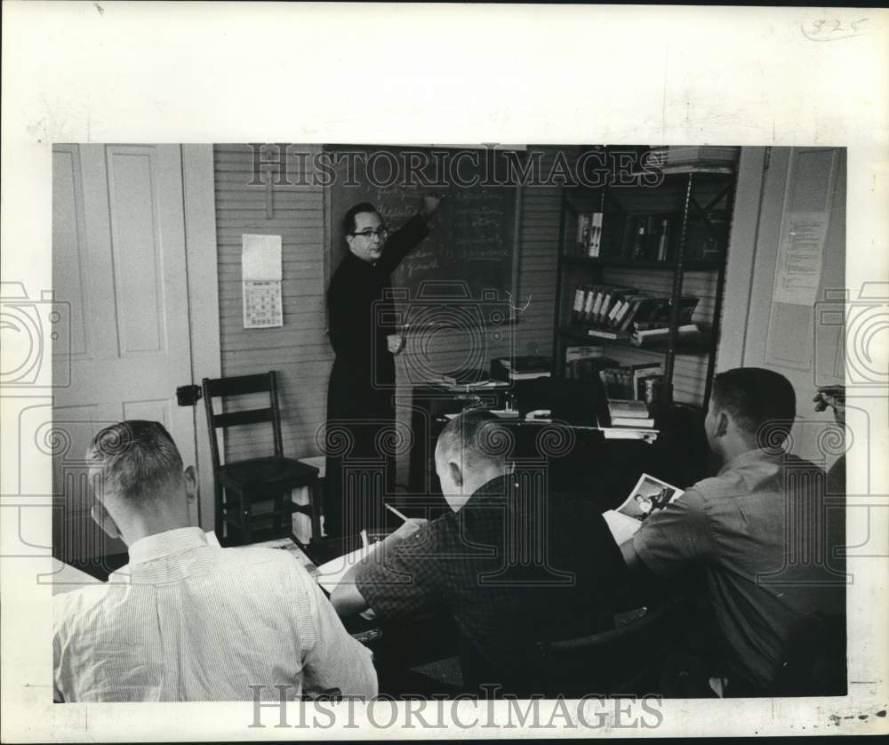 1963 Press Photo Reverend Richard Stevens at St. Michael&#39;s Farm for Boys