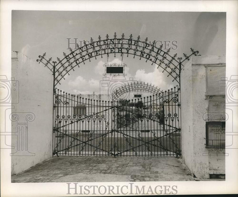 Load image into Gallery viewer, 1956 Press Photo Gates at St. Vincent de Paul Cemetery - noc29569
