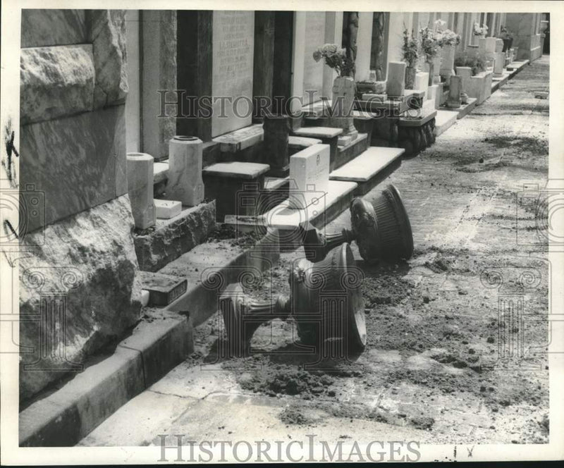 Load image into Gallery viewer, 1969 Press Photo Damage at St. Vincent de Paul Cemetery, New Orleans - noc29583
