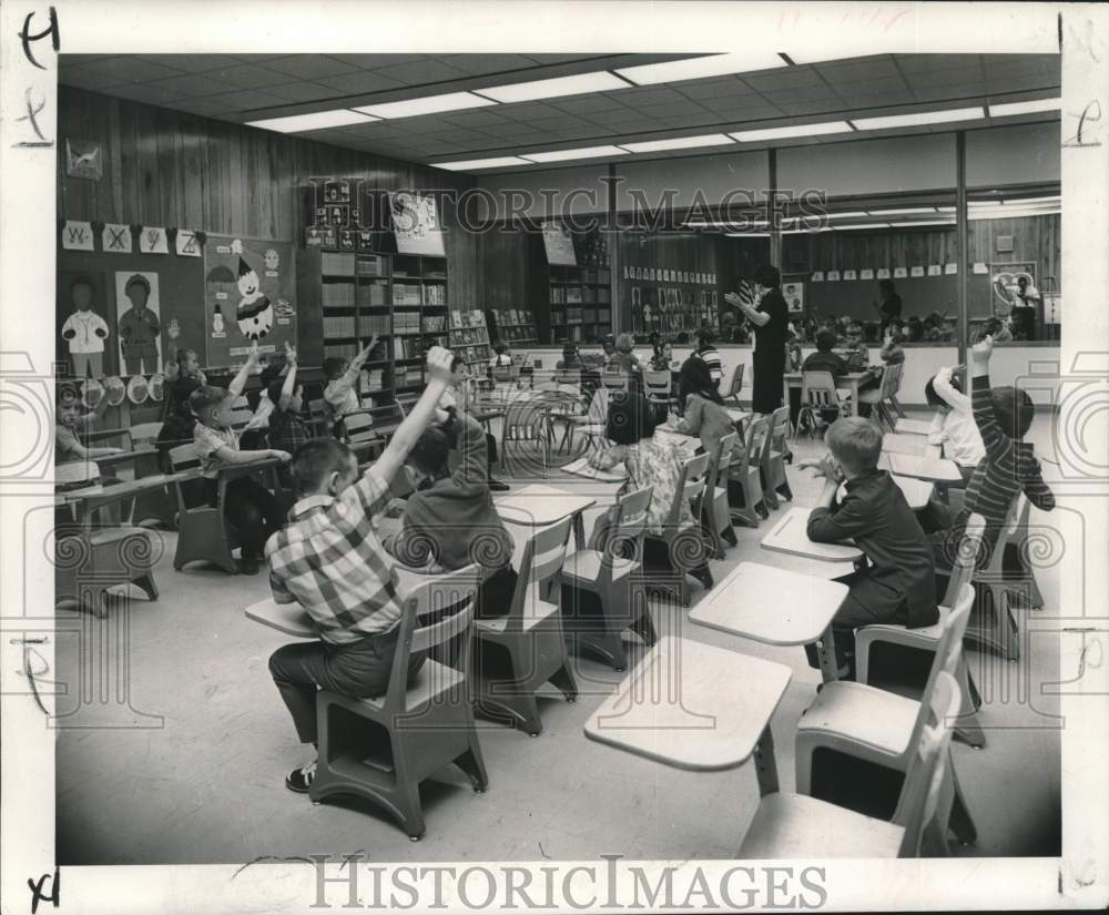 1969 Press Photo Classroom at Education Center in Covington, St. Tammany Parish