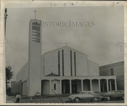 1959 Press Photo Exterior of St. Raphael's Church, Elysian Fiends and Prentiss
