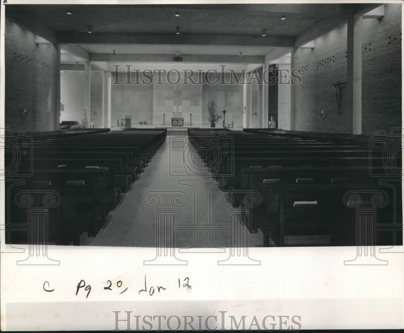 Load image into Gallery viewer, 1969 Press Photo General interior view of St. Richard's of Chichester in Jackson
