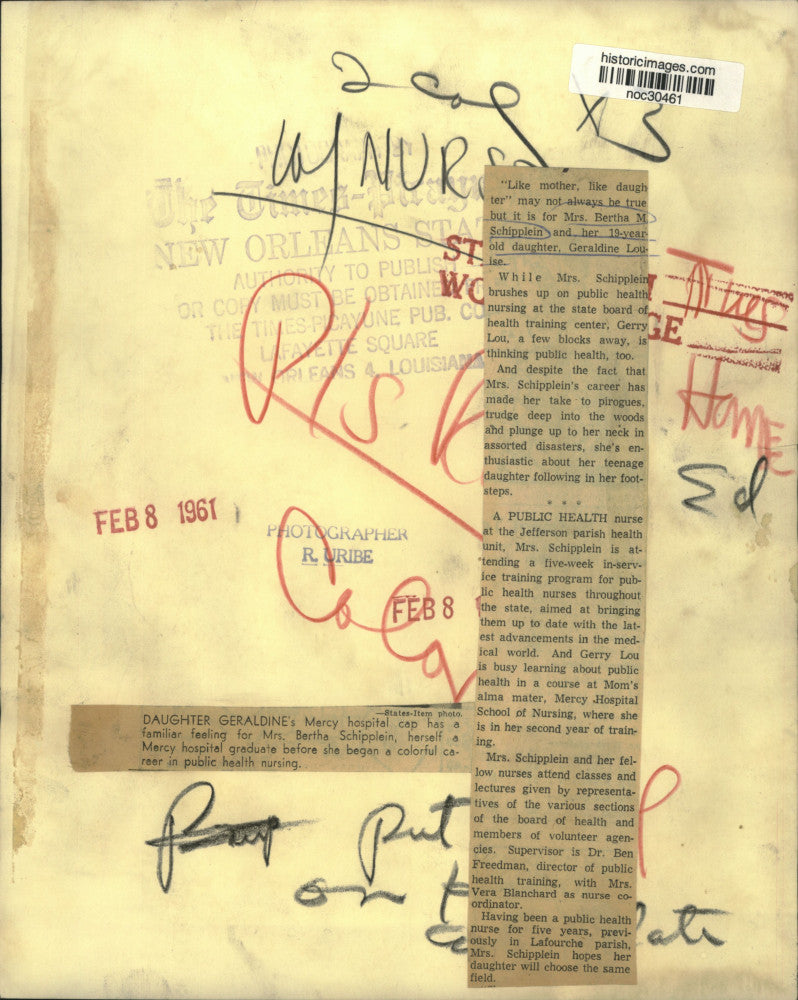 1961 Press Photo Nurse Bertha Schipplein wears daughter Geraldine's nursing cap