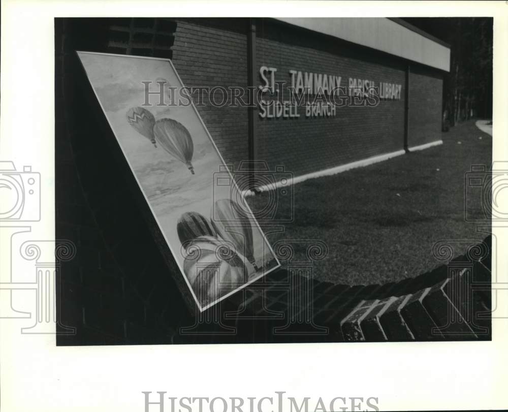 1992 Press Photo Outside St. Tammany Parish Library, Slidell Branch in Louisiana- Historic Images