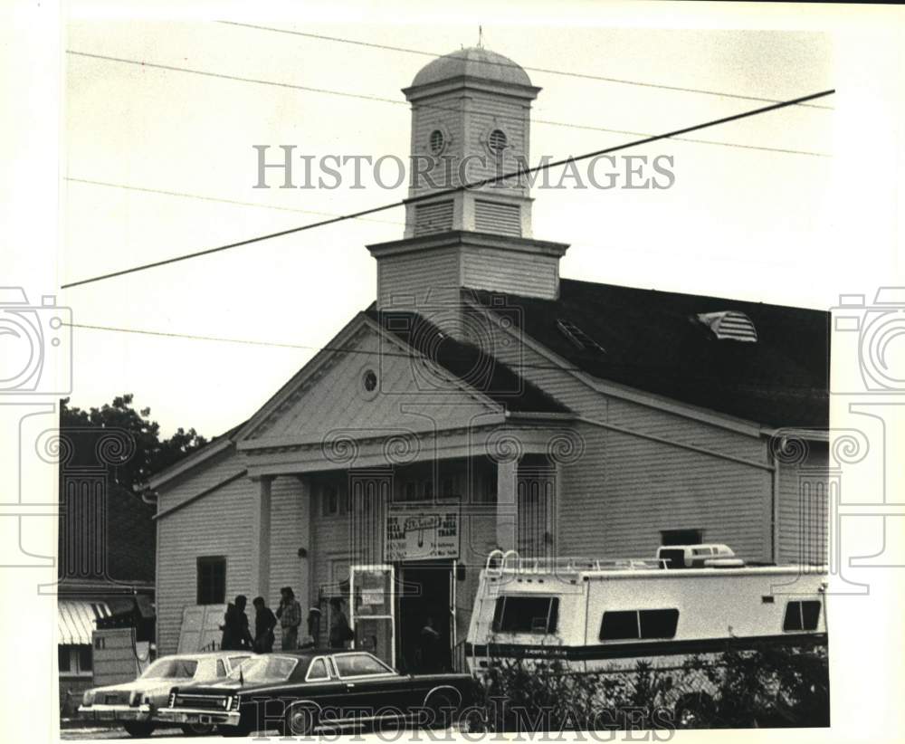 1984 Press Photo St. Joan of Arc Church, which was sold for business purpose - Historic Images