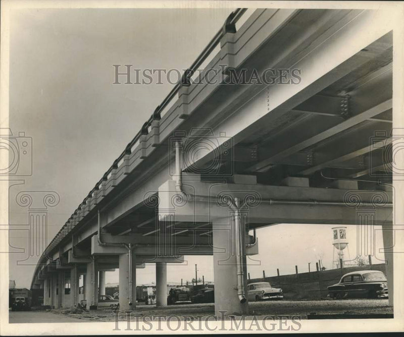 Load image into Gallery viewer, 1962 Press Photo New Orleans - Robinson Street Overpass - noc34012
