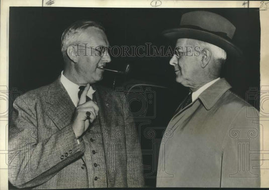1952 Press Photo Defense Mobilizer Steelman with Commerce Secretary Sawyer