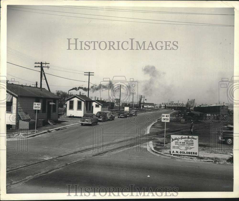 1968 Press Photo Poydras Street, Seen From Galvez Towards Broad, Newly Paved