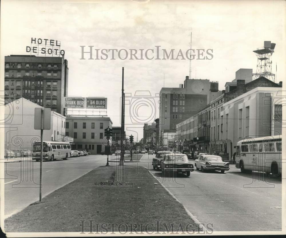 1964 Press Photo Poydras Street in New Orleans - noc35823