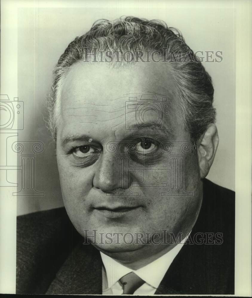1967 Press Photo Kurt Schmuecker, Federal Minister of Federal Property