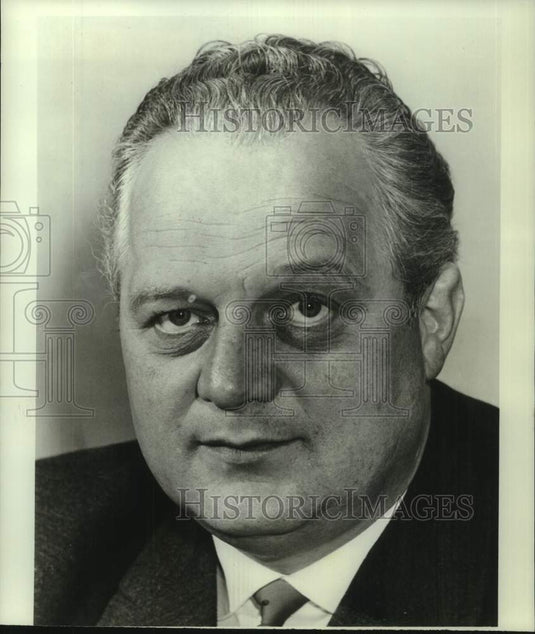 1967 Press Photo Kurt Schmuecker, Federal Minister of Federal Property