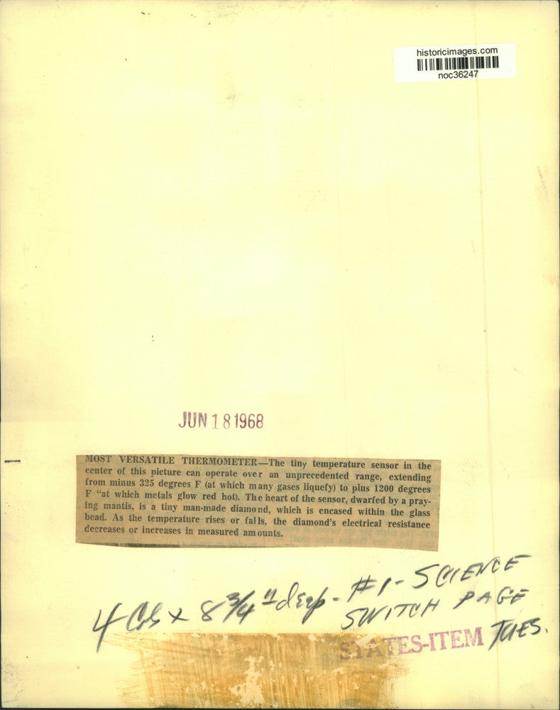 1968 Press Photo Tiny Versatile Thermometer Shown By Praying Mantis For Size