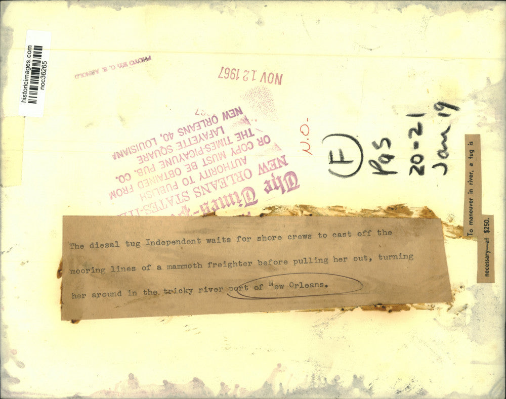 1967 Press Photo Tug Independent before pulling ship out of Port of New Orleans