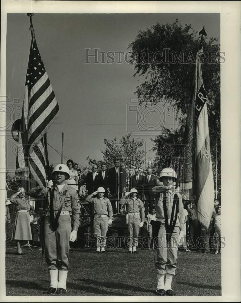Load image into Gallery viewer, 1962 Press Photo Flags Presented at Pradat Playground in New Orleans - noc36380
