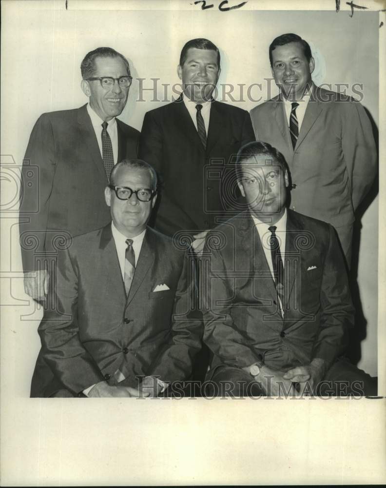 Load image into Gallery viewer, 1967 Press Photo Officers of Grocery Manufacturers Representatives Association
