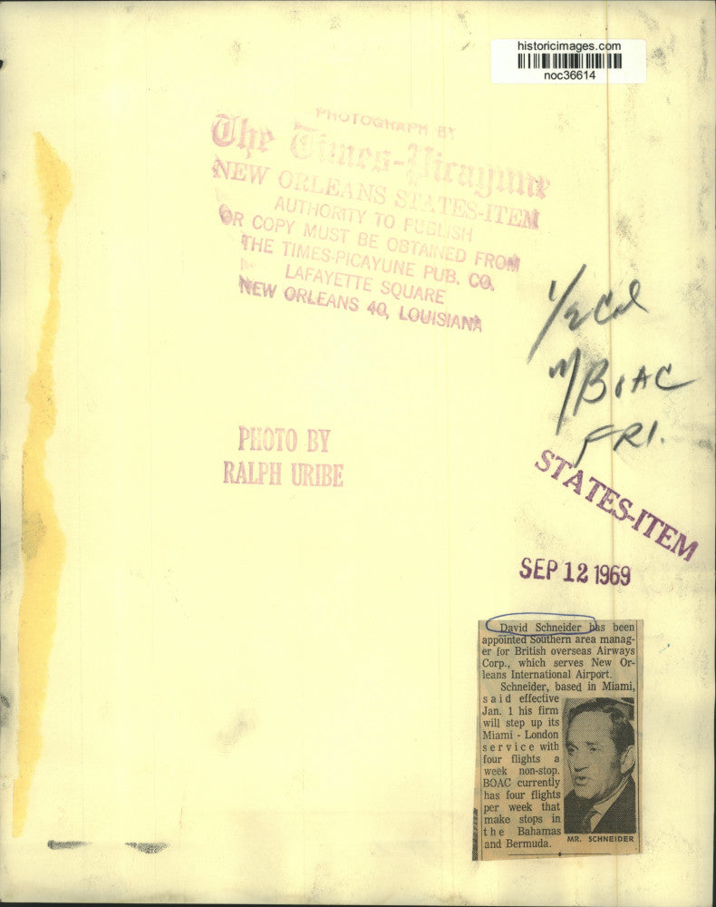 1969 Press Photo British Overseas Airways southern manager David Schneider