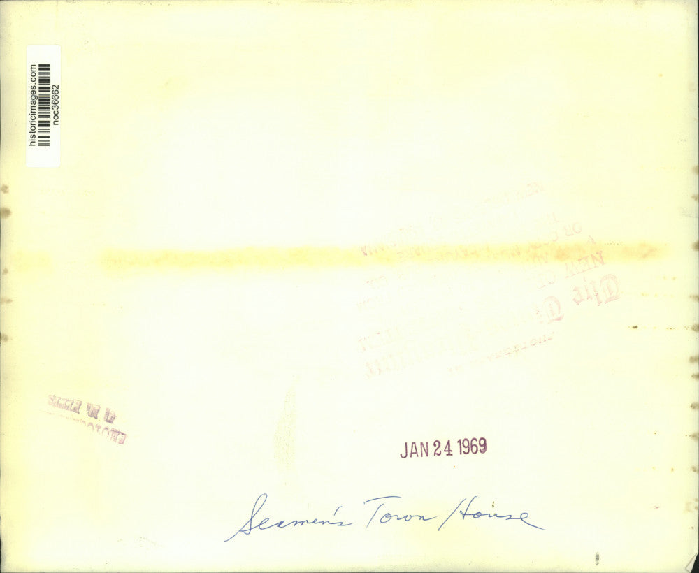 1969 Press Photo Exterior view of Seamen's Town House building - noc36662