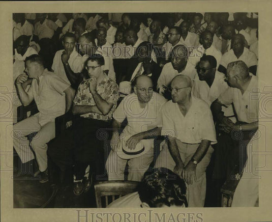 1953 Press Photo Workers in Port of New Orleans - noc36984