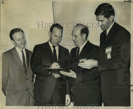 1966 Press Photo Delegates attend Share Design Automation Workshop at the Jung