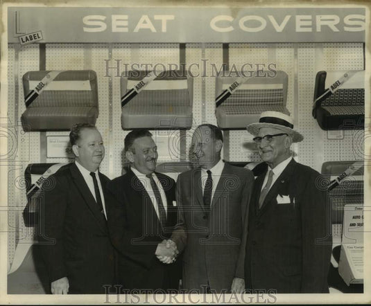 1961 Press Photo Westside Shopping Center - William White and Store Officials