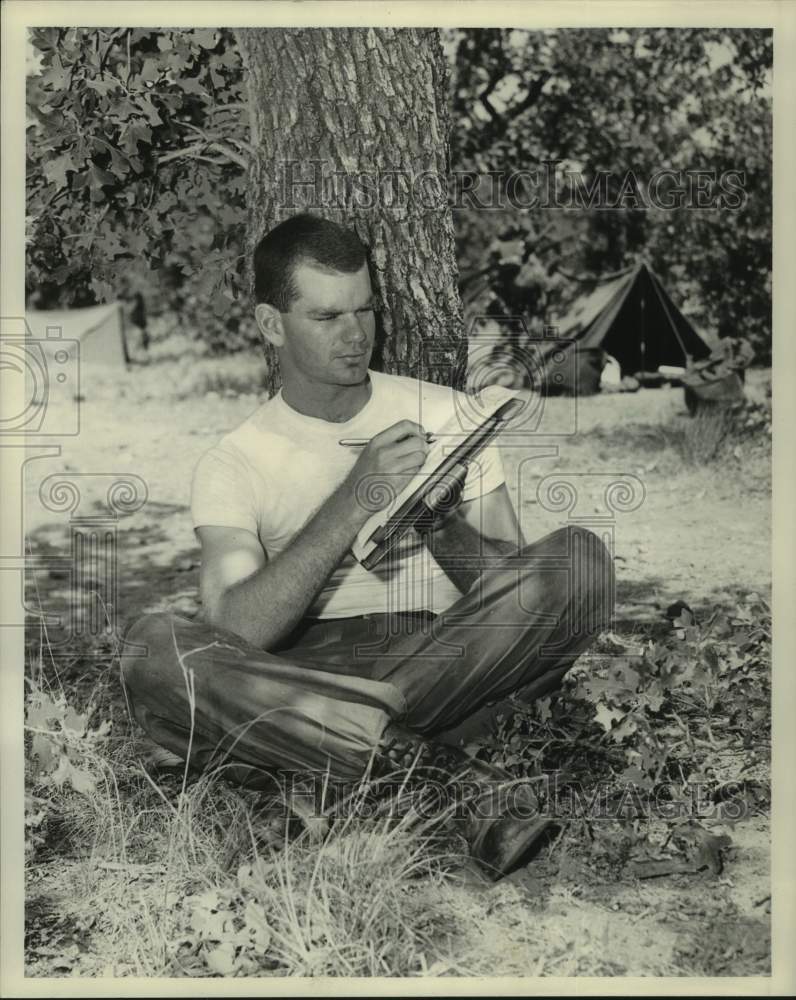 1963 Press Photo Cadet Sewell Oertling at Reserve Officers' Training Corps Camp