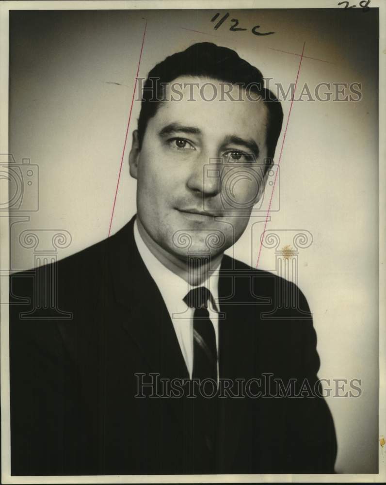1963 Press Photo Heinz R. Schubert, assistant manager, New Orleans Athletic Club