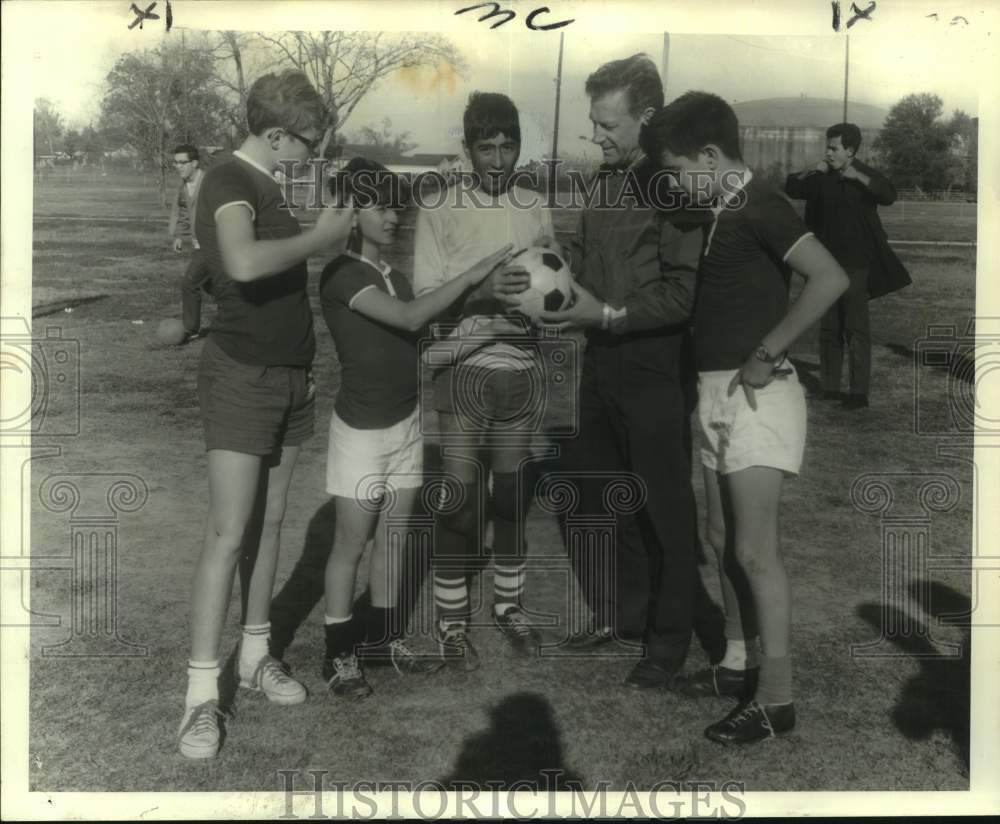 1968 Press Photo Jefferson Parish Recreation Department - Saints Soccer Team- Historic Images