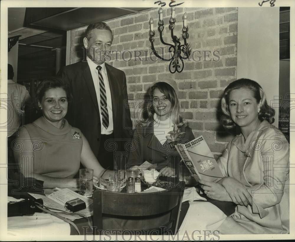 1967 Press Photo Luncheon at New Orleans Fair Grounds in honor of Mrs. Salmen