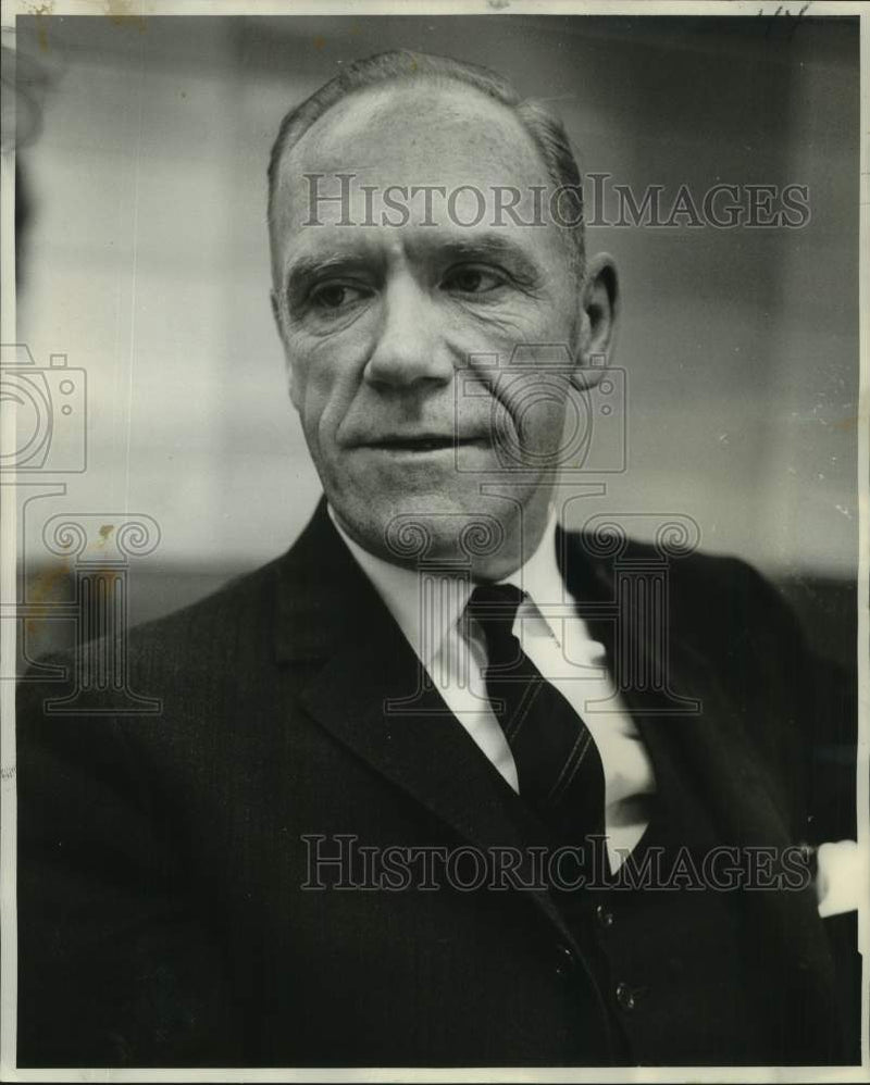 Load image into Gallery viewer, 1963 Press Photo Mitchell William Sharp, Canada Minister of Trade &amp; Commerce
