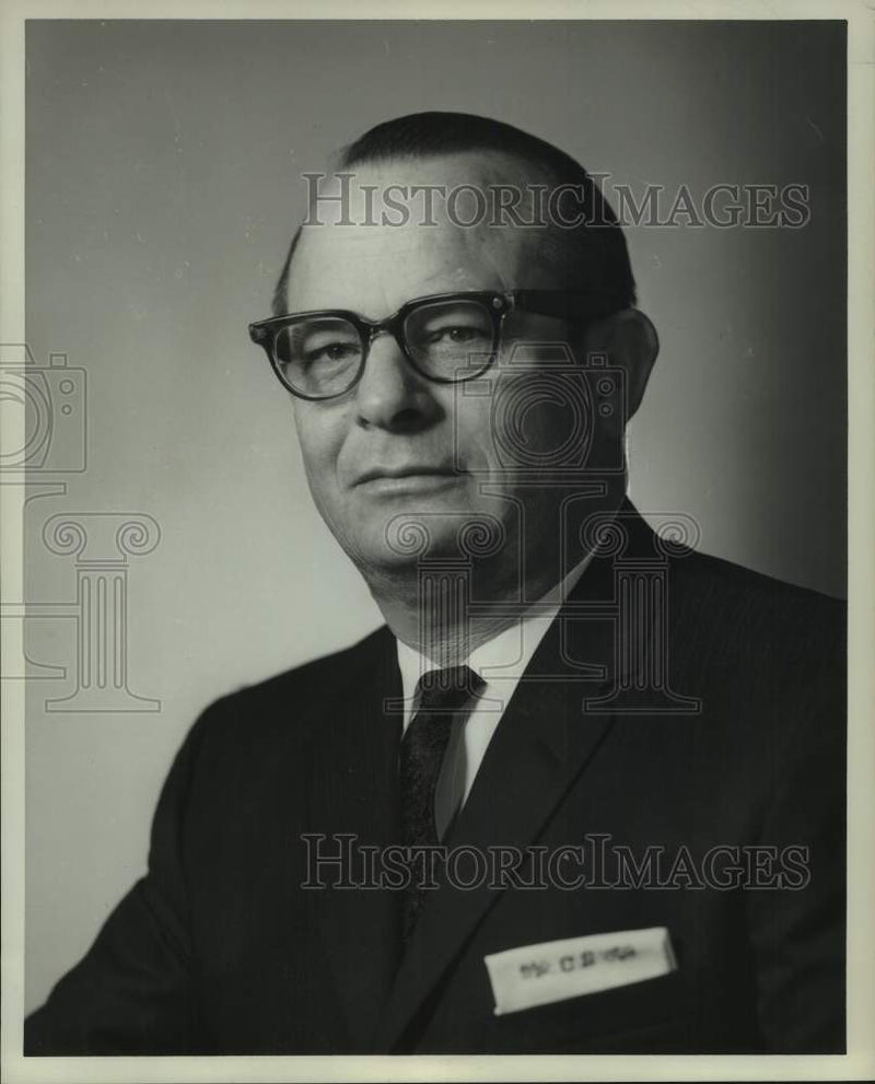 Load image into Gallery viewer, 1963 Press Photo Clinton L. Sanders, President of American Trucking Associations
