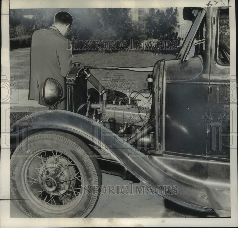 1956 Press Photo Inventor Marshall Pulitzer. - noc40090