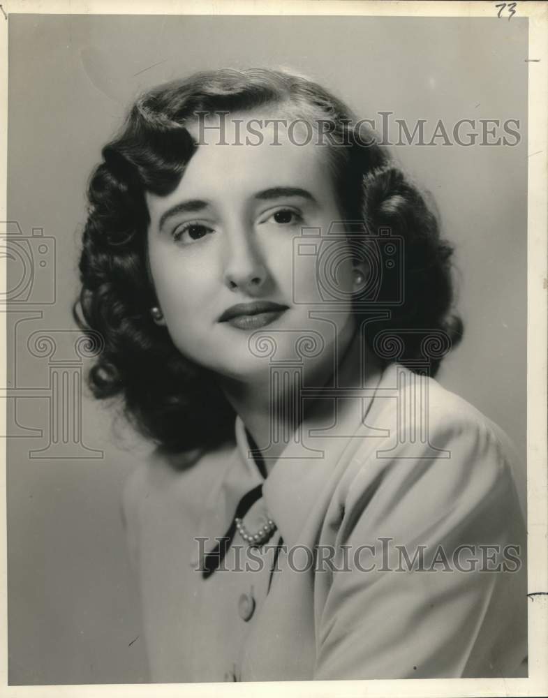 1952 Press Photo Valerie Ruth Shackelford engaged to James Corley Wyuick.