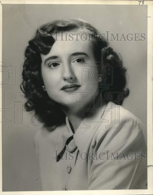 1952 Press Photo Valerie Ruth Shackelford engaged to James Corley Wyuick.