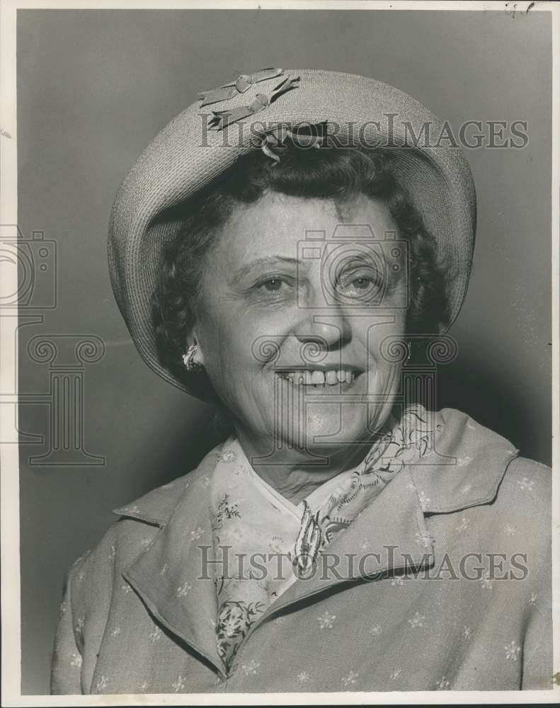 Load image into Gallery viewer, 1963 Press Photo Mrs. Robert Wood newly elected President of Bas Bleu Book Club.
