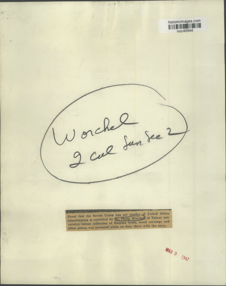 1947 Press Photo Tulane University - Dr. Philip Worchel with Russian Icons