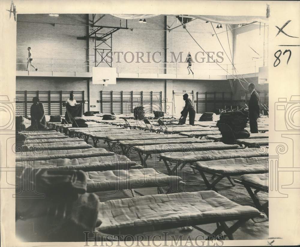 1965 Press Photo YMCA converted to dorm for visiting Rex parade bandsmen.