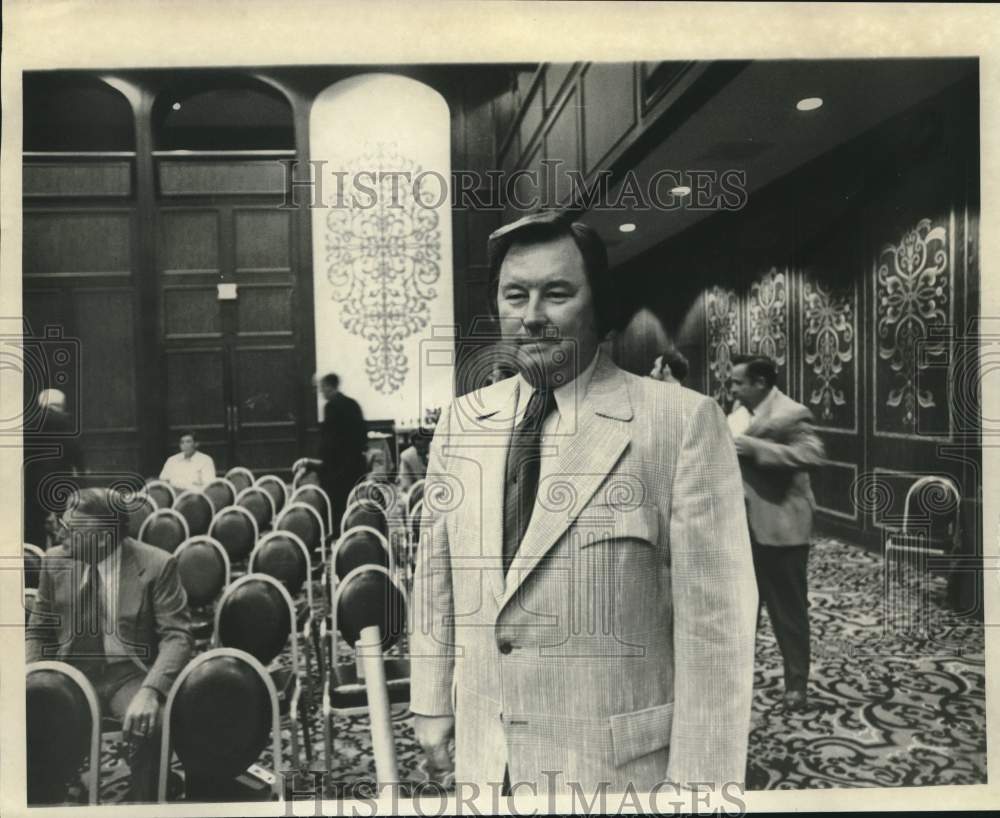 1972 Press Photo John F. Wolcott, President Of Sawyer Downs - noc41168