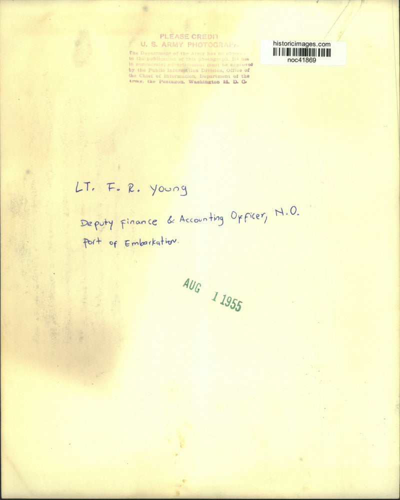 1955 Press Photo New Orleans Port of Embarkation - F.R. Young, Accounting