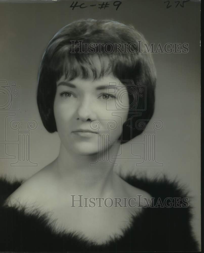 1965 Press Photo Miss Melanie Sue Womack, Babylon Maid in New Orleans.- Historic Images