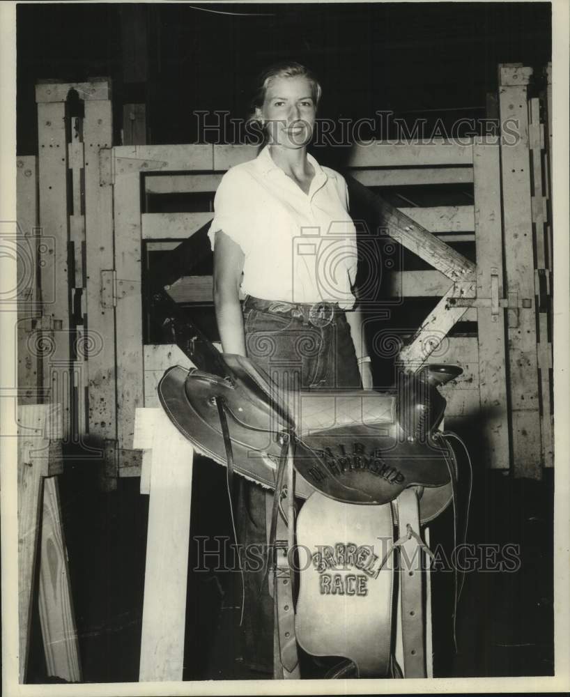 1955 Press Photo National Barrel Race Champion Kathlyn &quot;Chickie&quot; Younger- Historic Images