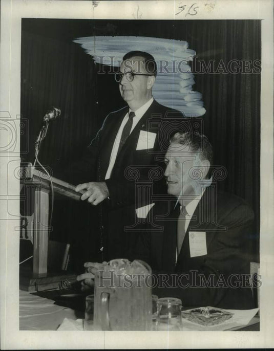 1955 Press Photo Howard Senyard and Von Hoene appear at LA Safety conference