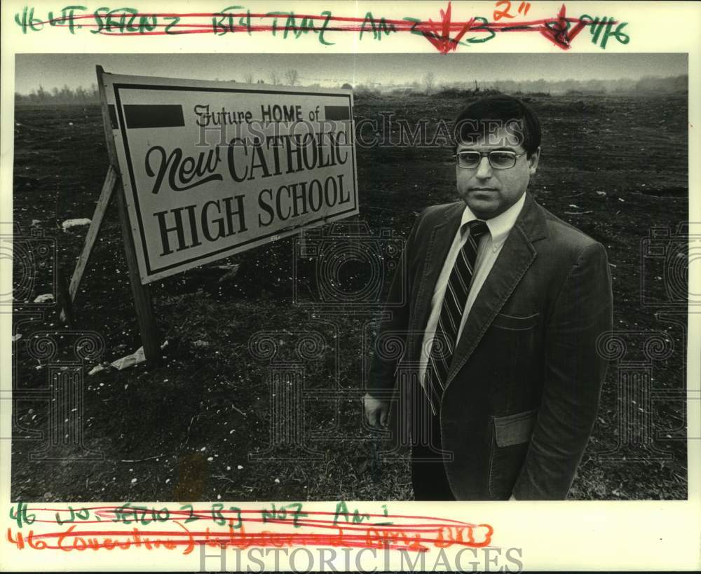 1987 Press Photo John Serio at site of Archbishop Philip M. Hannan High School- Historic Images