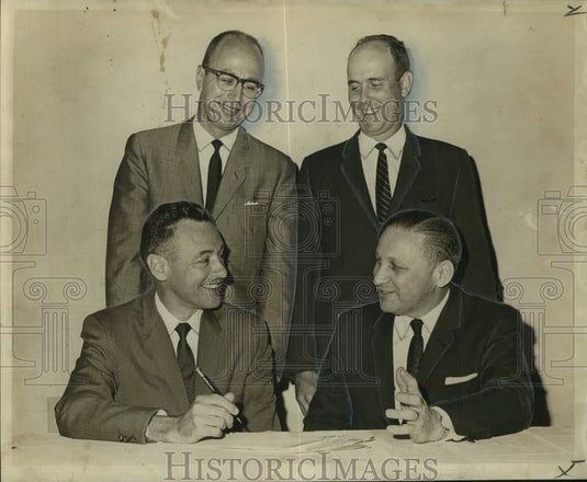 1964 Press Photo Officers of New Orleans Chapter, Society of Louisiana CPA's