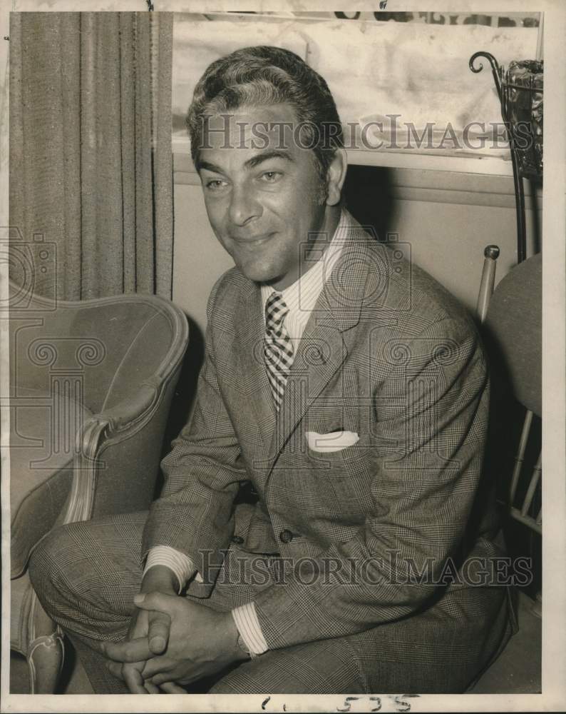 1969 Press Photo Paul Schnell, Fashion Designer, in New Orleans - noc43300