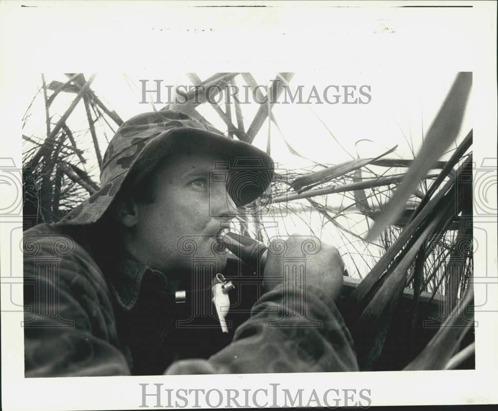 1984 Press Photo Champion duck caller Dudley Neeley demonstrations. - noc44113- Historic Images