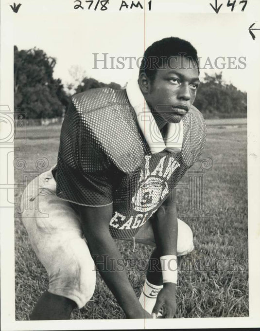 1980 Press Photo Shaw's football player Arnold Wilson at practice - noc44913- Historic Images