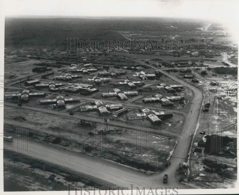 Load image into Gallery viewer, 1968 Press Photo American Field Hospital in Vietnam - noc46055
