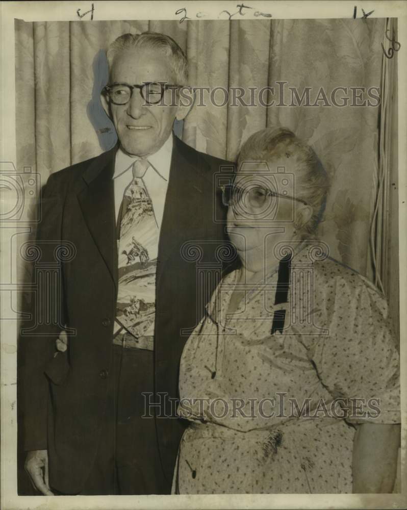1956 Press Photo Mr. and Mrs. Peter Zimmerman celebrate golden anniversary