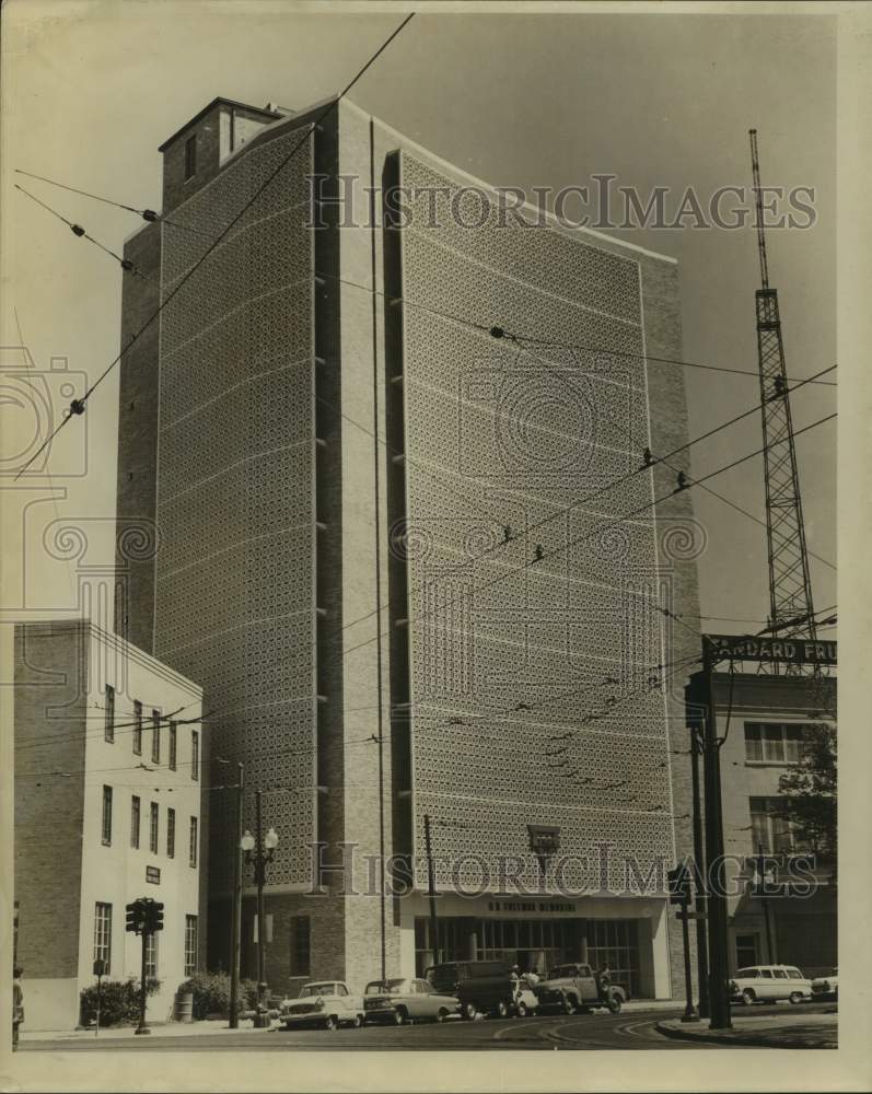 1966 Press Photo Young MenÃƒÂ¢Ã¢EšÂ¬s Christian Association new building - noc46640